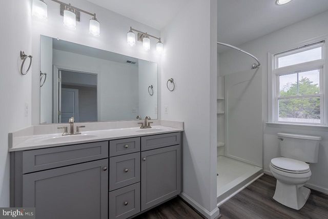 102 CORALYROSE CT, Winchester, VA 22602