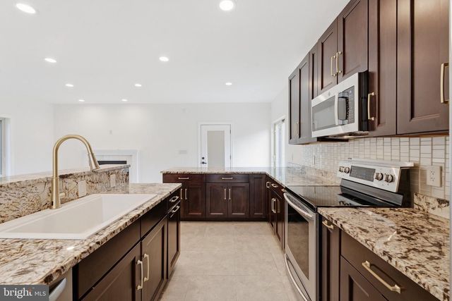 4312 HOLLY RIDGE RD, Rockville, MD 20853