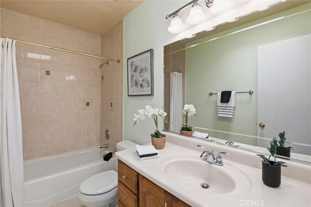 3 Willow Tree, Irvine, CA 92612