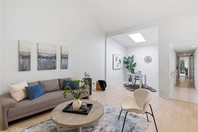 3 Willow Tree, Irvine, CA 92612