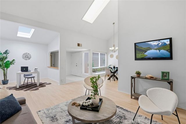 3 Willow Tree, Irvine, CA 92612