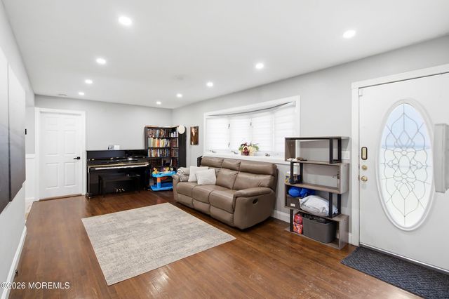 20 Western Drive, Howell, NJ 07731