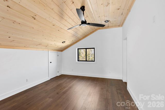 114 Phivo Drive, Balsam Grove, NC 28708