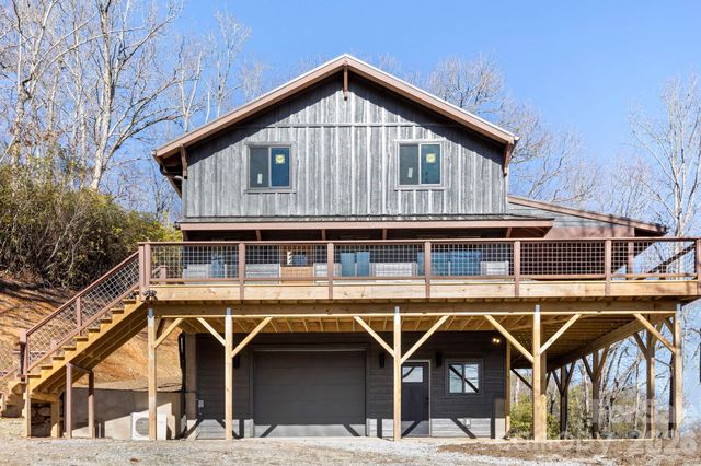 114 Phivo Drive, Balsam Grove, NC 28708