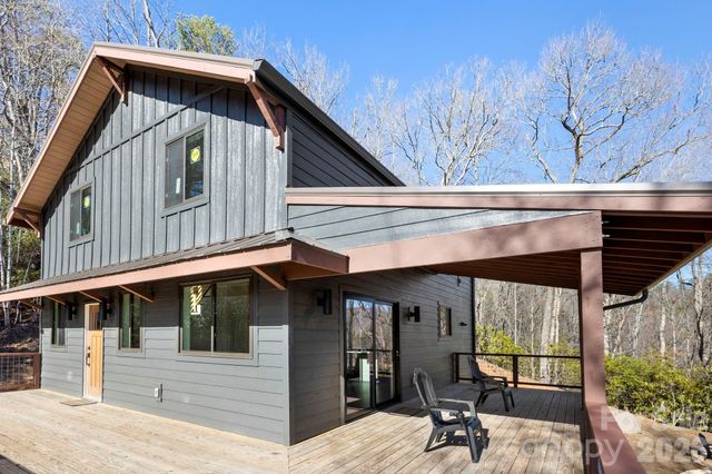 114 Phivo Drive, Balsam Grove, NC 28708