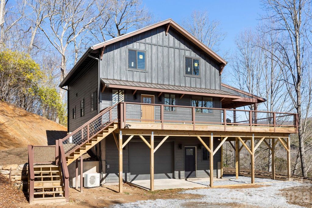 114 Phivo Drive, Balsam Grove, NC 28708