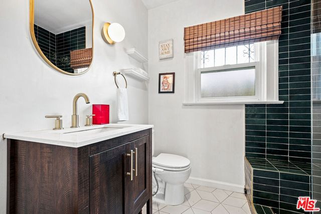 1308 W 56th Street, Los Angeles, CA 90037