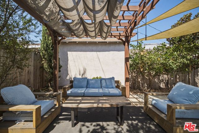 1308 W 56th Street, Los Angeles, CA 90037