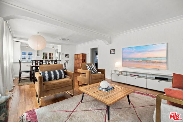 1308 W 56th Street, Los Angeles, CA 90037