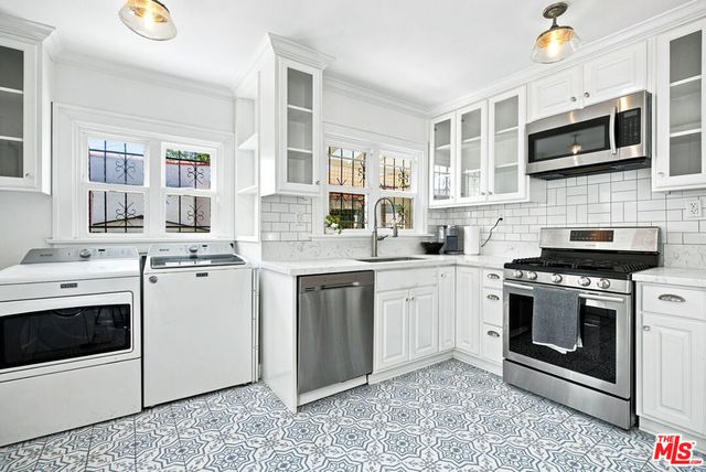 1308 W 56th Street, Los Angeles, CA 90037