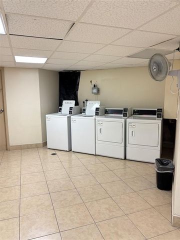 6300 S Falls Circle Drive 412, Lauderhill, FL 33319