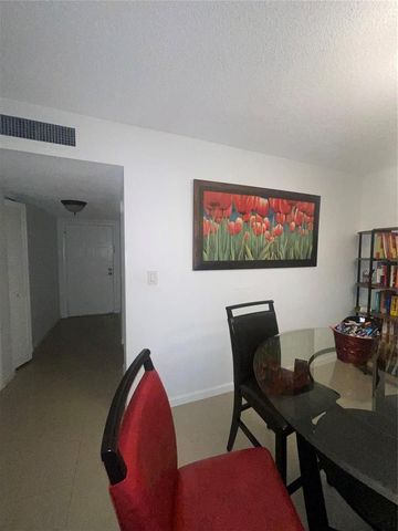 6300 S Falls Circle Drive 412, Lauderhill, FL 33319