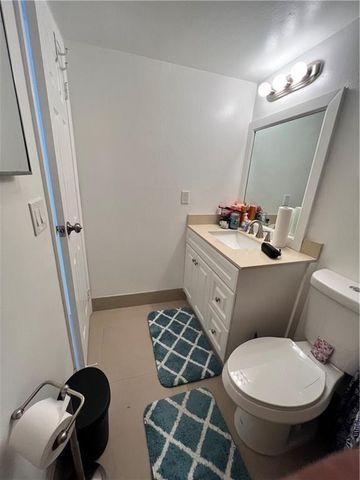 6300 S Falls Circle Drive 412, Lauderhill, FL 33319