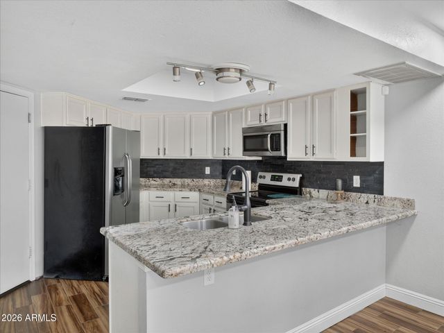11444 N 28TH Drive 4, Phoenix, AZ 85029