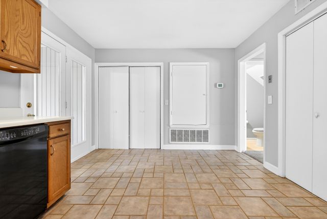 528 Williamsburg Dr, Nashville, TN 37214