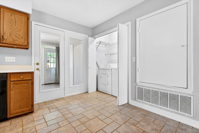 528 Williamsburg Dr, Nashville, TN 37214