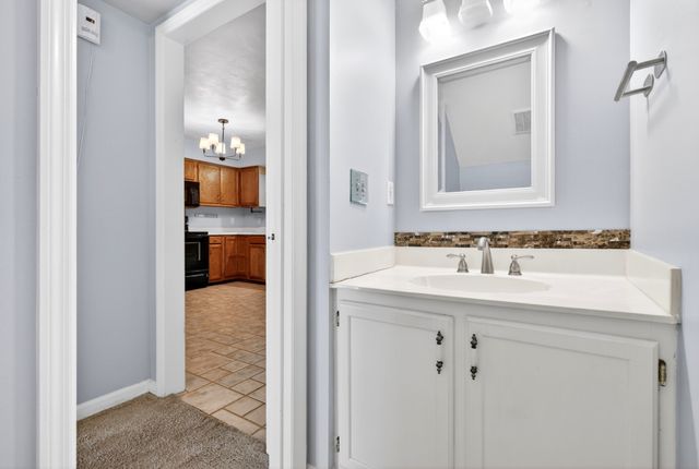 528 Williamsburg Dr, Nashville, TN 37214