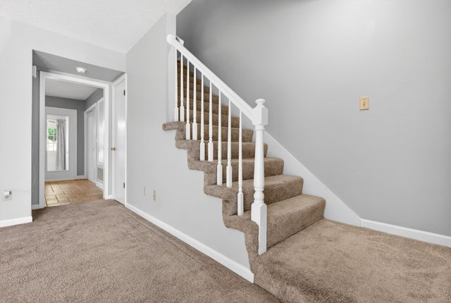 528 Williamsburg Dr, Nashville, TN 37214
