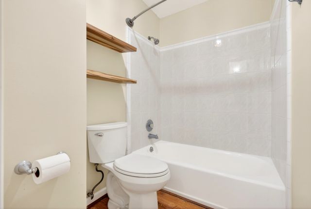 528 Williamsburg Dr, Nashville, TN 37214
