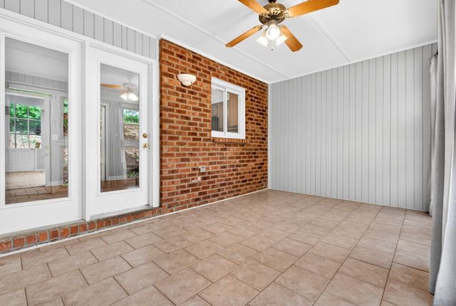 528 Williamsburg Dr, Nashville, TN 37214