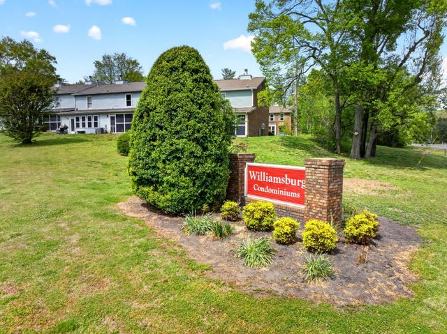 528 Williamsburg Dr, Nashville, TN 37214