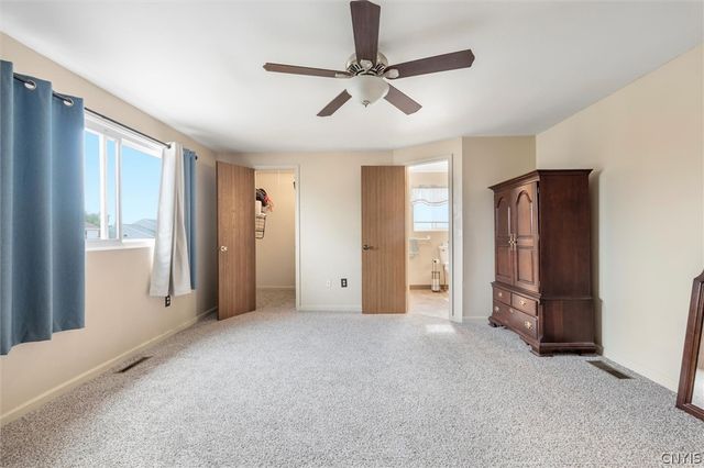 8836 New Country Drive, Cicero, NY 13039