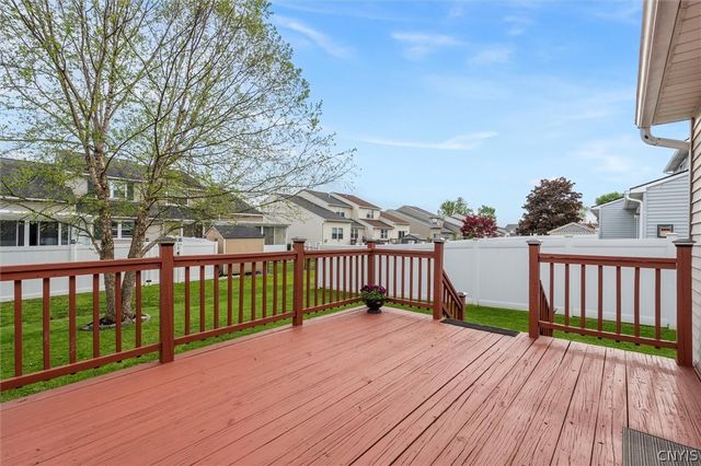 8836 New Country Drive, Cicero, NY 13039