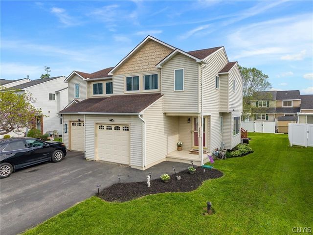 8836 New Country Drive, Cicero, NY 13039