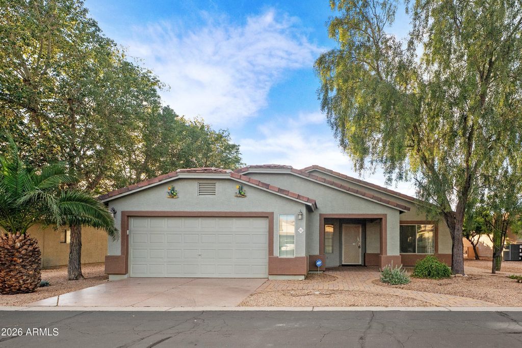 2101 S MERIDIAN Road 387, Apache Junction, AZ 85120 — exterior