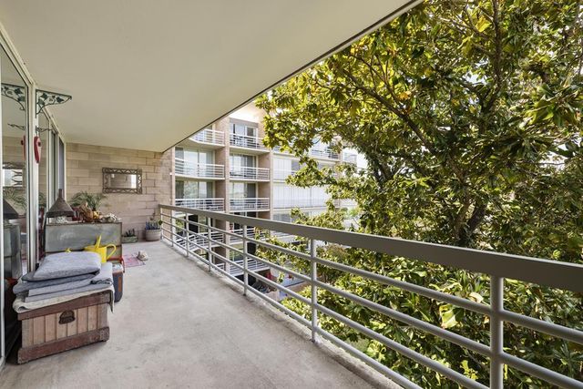 1012 Guadalupe St, Kerrville, TX 78028