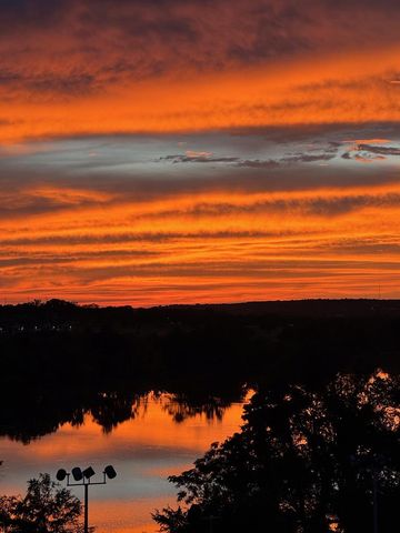 1012 Guadalupe St, Kerrville, TX 78028