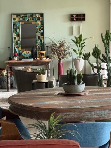 1012 Guadalupe St, Kerrville, TX 78028