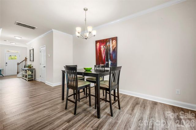 8723 Harris Lake Lane, Charlotte, NC 28269