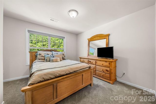 8723 Harris Lake Lane, Charlotte, NC 28269