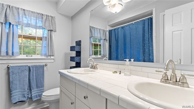 4444 Stonehill, Tuscaloosa, AL 35405