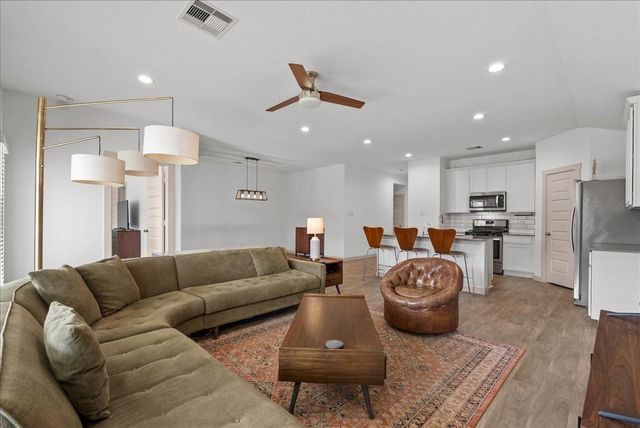 8207 Sugar Cane Lane, Rosharon, TX 77583