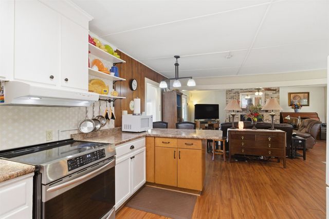 24140 Lanier Street, Tallahassee, FL 32310