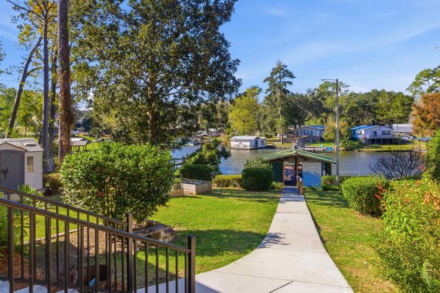 24140 Lanier Street, Tallahassee, FL 32310