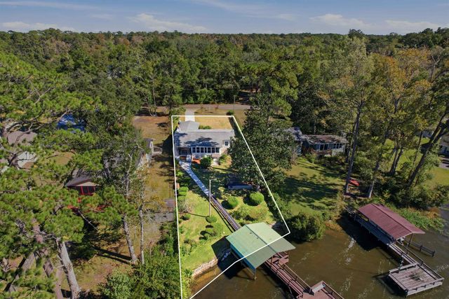 24140 Lanier Street, Tallahassee, FL 32310