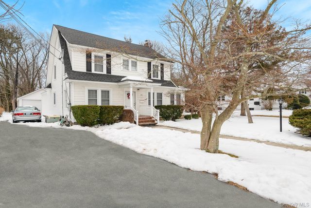 205 Jayne Avenue, Patchogue, NY 11772