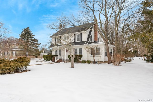 205 Jayne Avenue, Patchogue, NY 11772