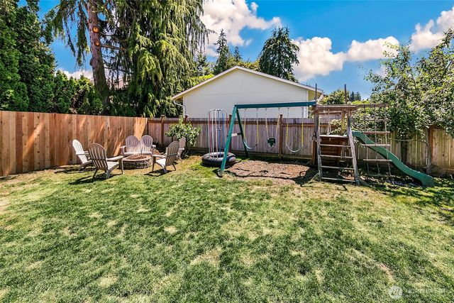 310 Pine Street, Edmonds, WA 98020