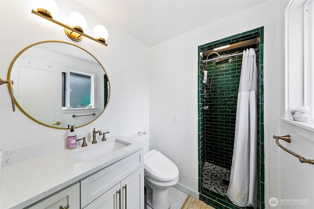 310 Pine Street, Edmonds, WA 98020