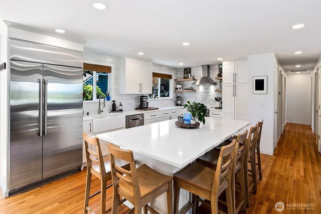 310 Pine Street, Edmonds, WA 98020