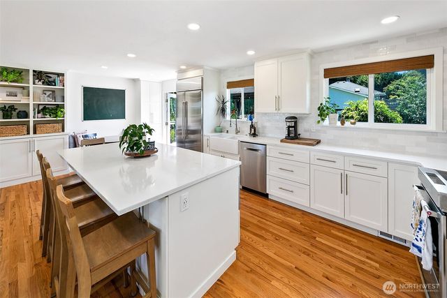 310 Pine Street, Edmonds, WA 98020