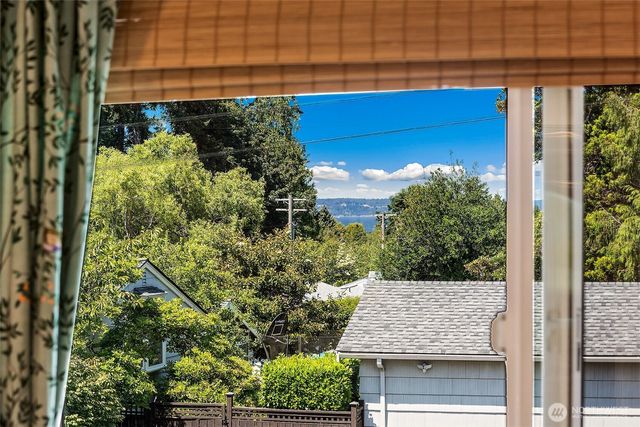 310 Pine Street, Edmonds, WA 98020