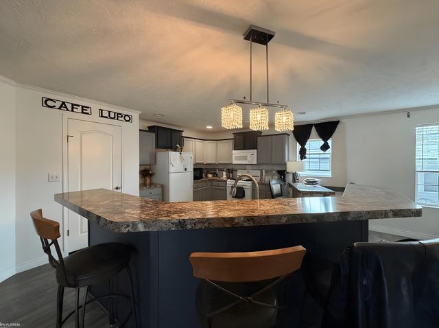 50214 Ambleside Court, Shelby, MI 48315