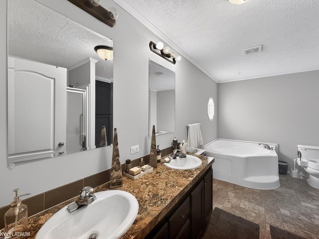 50214 Ambleside Court, Shelby, MI 48315