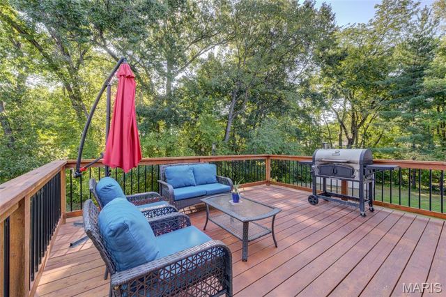 42 Arborshadow Court, St Peters, MO 63376