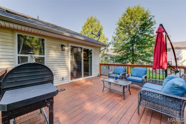42 Arborshadow Court, St Peters, MO 63376